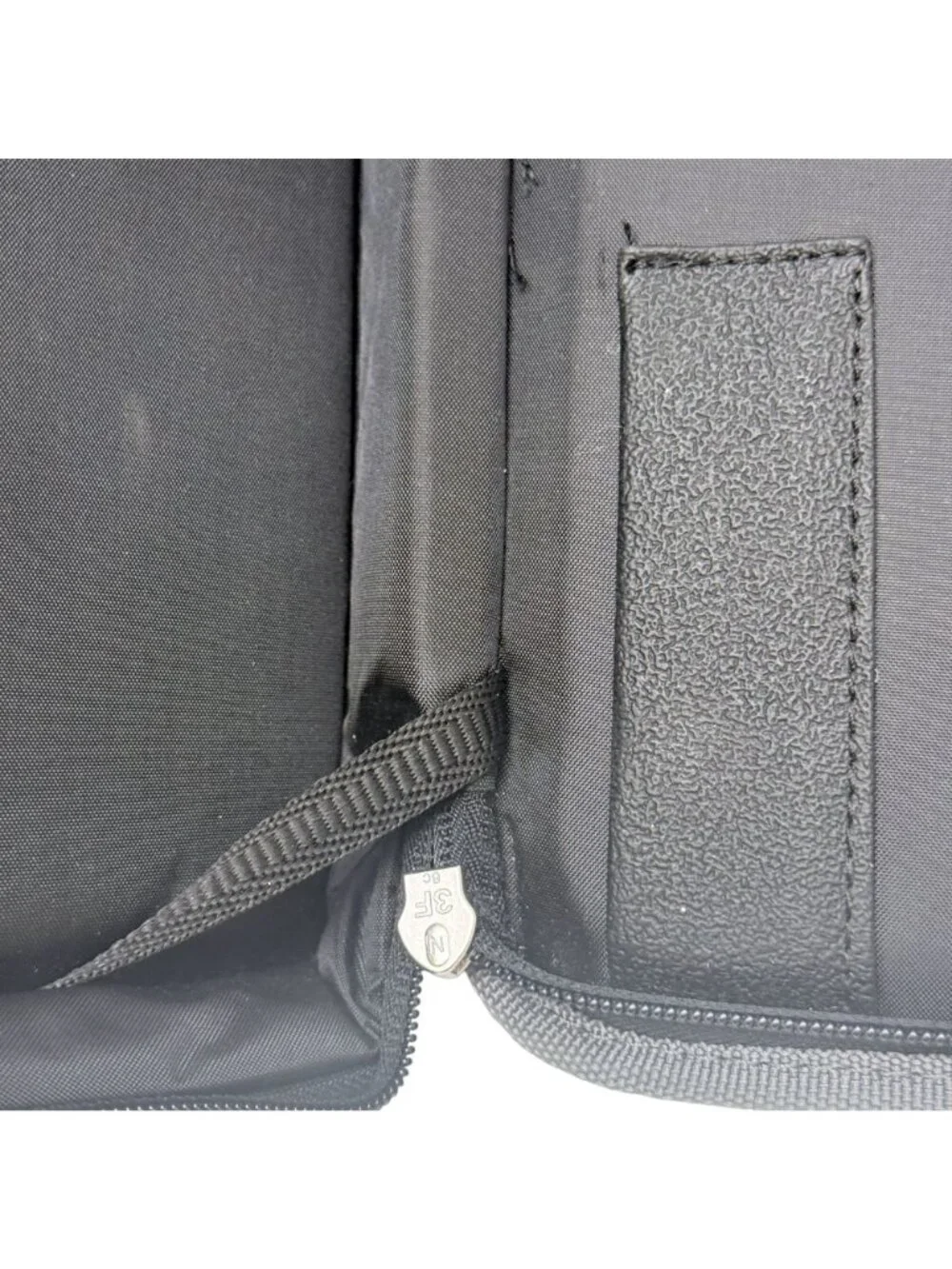OtterBox Utility Carrying Case 11 Inch Chromebook Organizer Hard Shell Gray